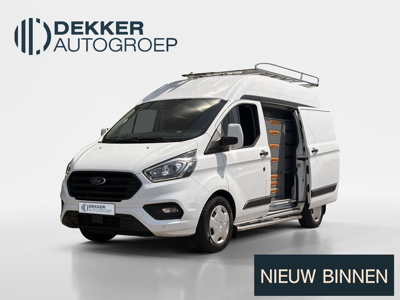 Ford Transit Custom - 300 2.0 TDCI L1H2 Trend | Comfort Laadschot | Trekhaak | Imperiaal | Kasten inrichting - AutoWereld.nl