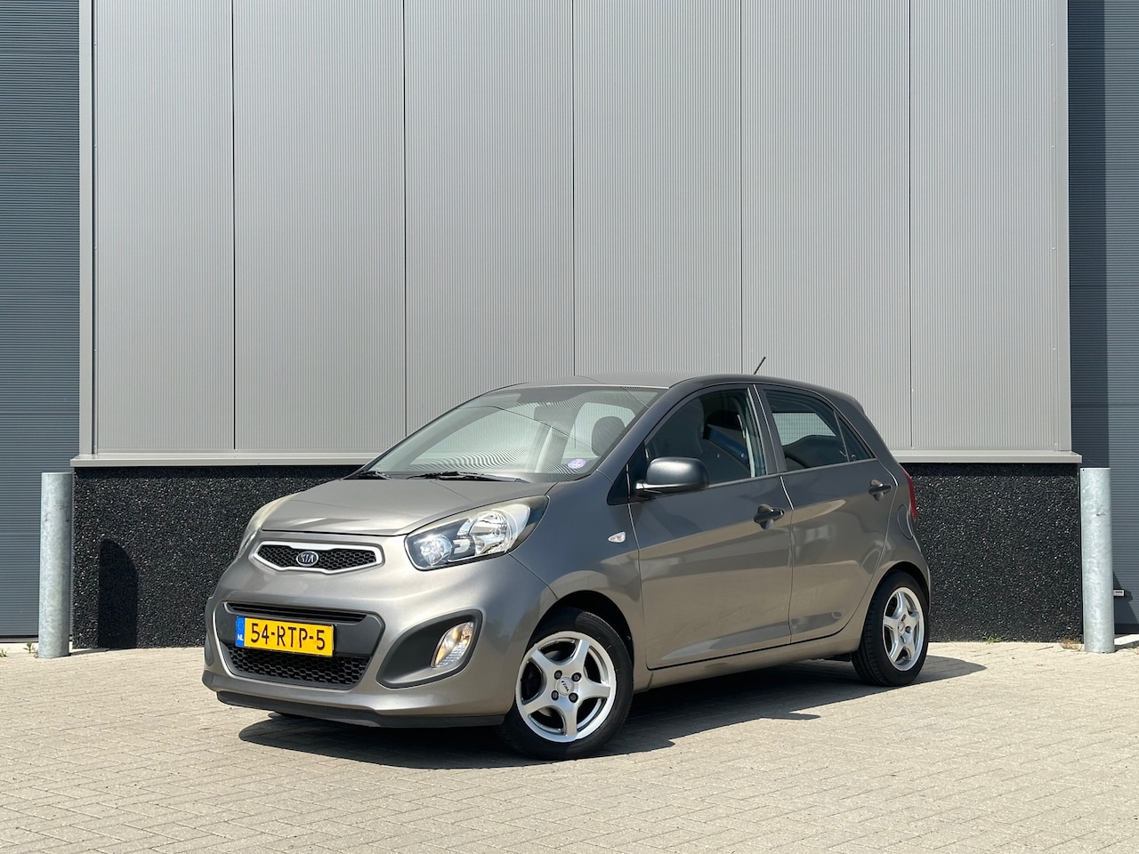 Kia Picanto - 1.2 CVVT Airco 1.2 CVVT Airco 5-deurs - AutoWereld.nl
