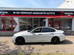 BMW 3-serie - 320i Aut - M pakket - 20 inch - Leer - HUD - Klep