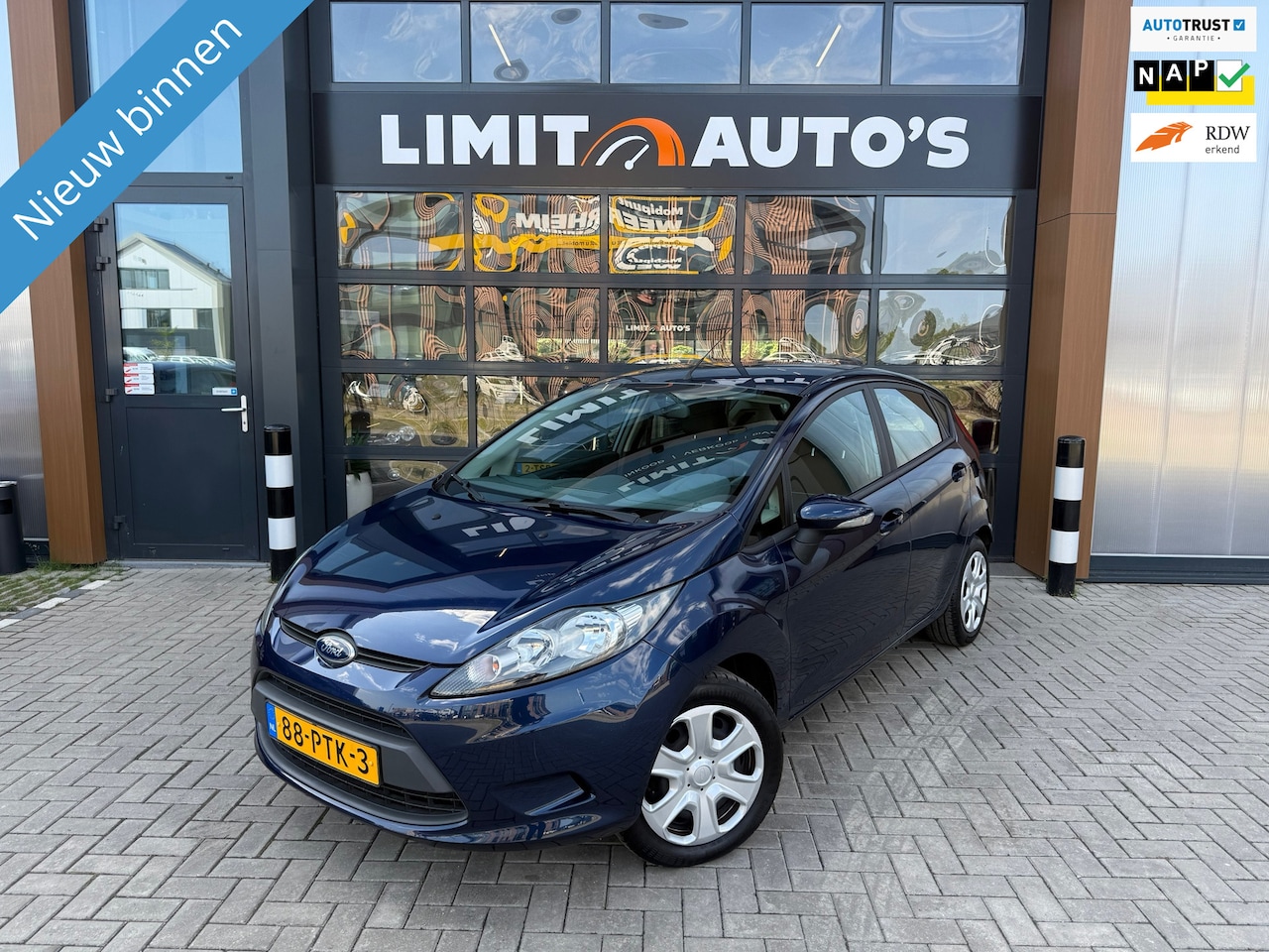 Ford Fiesta - 1.25 Limited Airco/El.ramen/Trekhaak/5drs/Nap/Apk - AutoWereld.nl