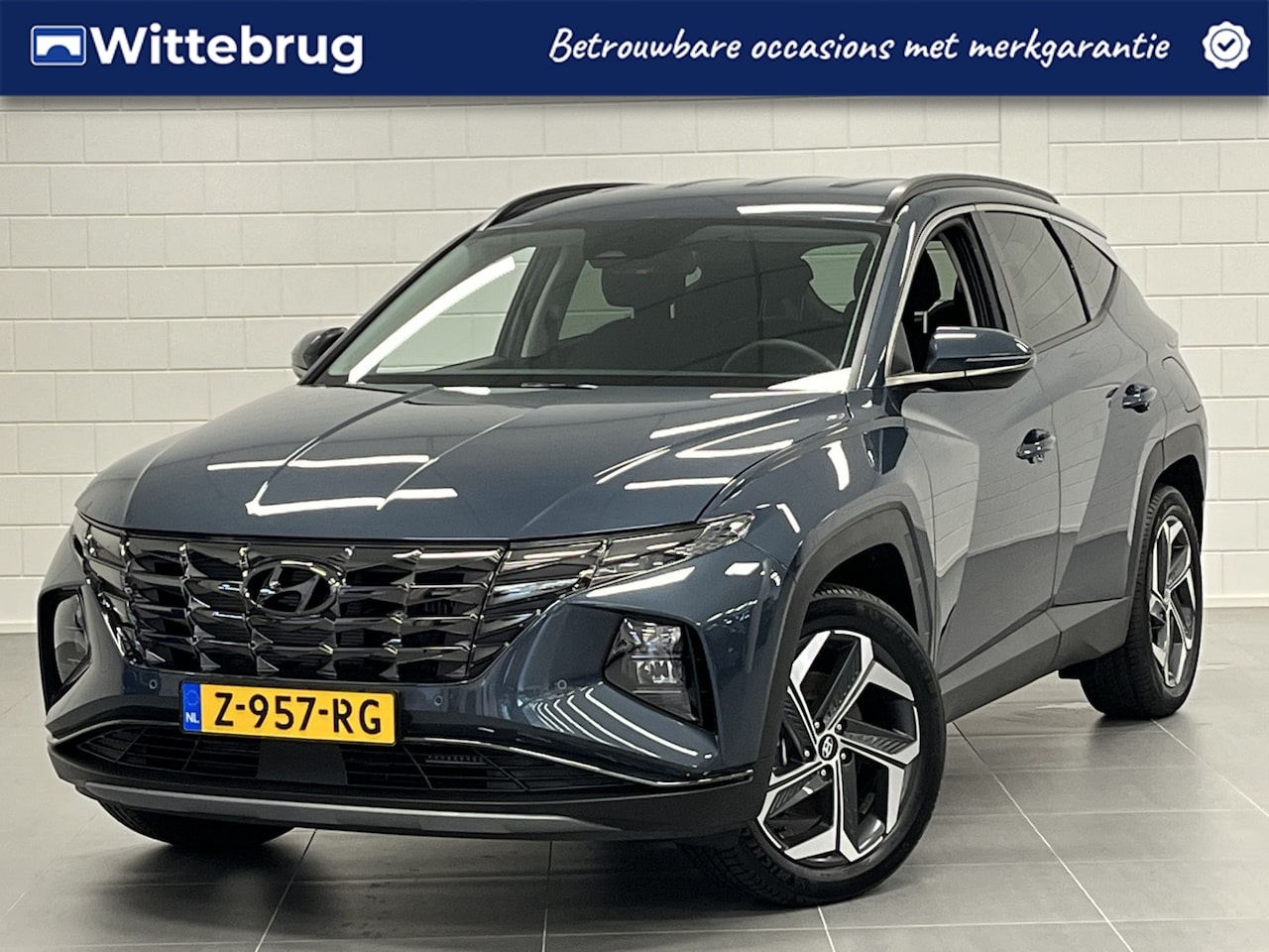 Hyundai Tucson - 1.6 T-GDI PHEV Comfort Smart 4WD NAVIGATIE | AUTOMATISCHE ACHTERKLEP | 19 INCH - AutoWereld.nl