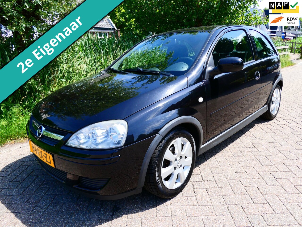 Opel Corsa - 1.2-16V 4-Cilinder 80pk 2e eigenaar Airco Zuinig - AutoWereld.nl