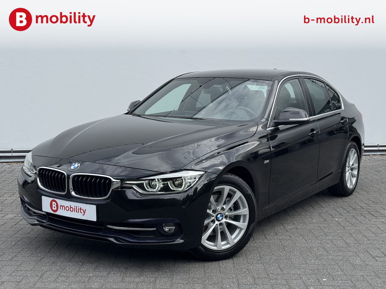 BMW 3-serie - 320i High Executive Sportline Apple CarPlay 40.000KM! NL Auto | LED | Leer | Sportstoelen - AutoWereld.nl