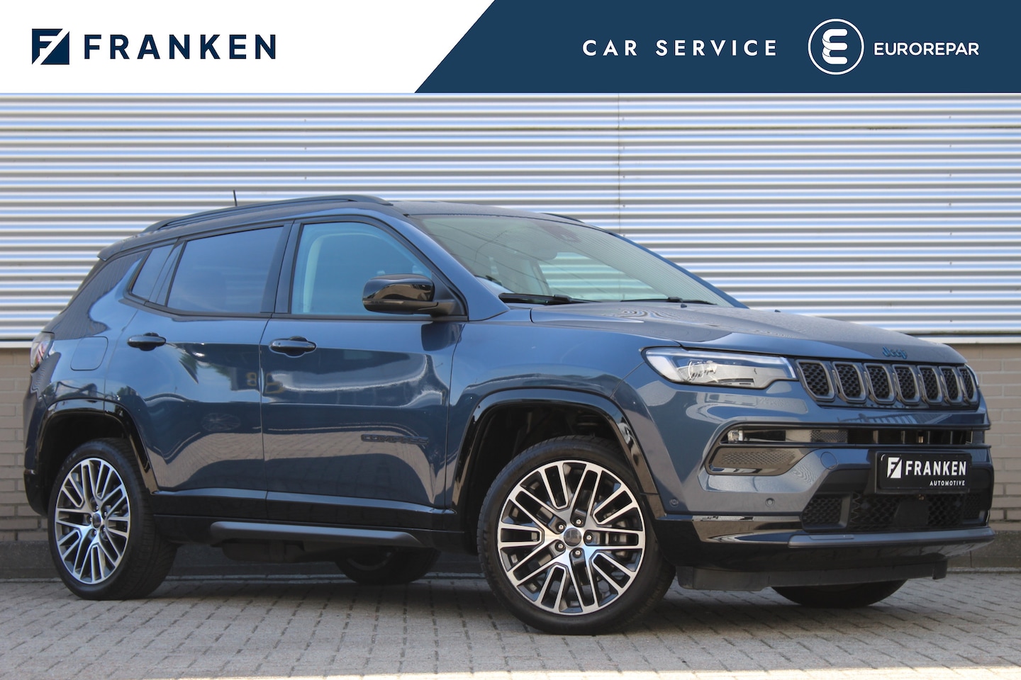 Jeep Compass - 4xe 240 Plug-in Hybrid Electric Summit | Leder | Winterpack | Camera | Stoelverwarming/ven - AutoWereld.nl