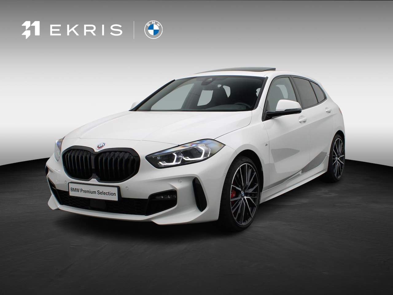 BMW 1-serie - 5-deurs 118i M Sportpakket Pro | Premium Pack | Comfort Pack | Travel Pack | Stuurwielrand - AutoWereld.nl
