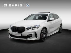 BMW 1-serie - 5-deurs 118i M Sportpakket Pro | Premium Pack | Comfort Pack | Travel Pack | Stuurwielrand