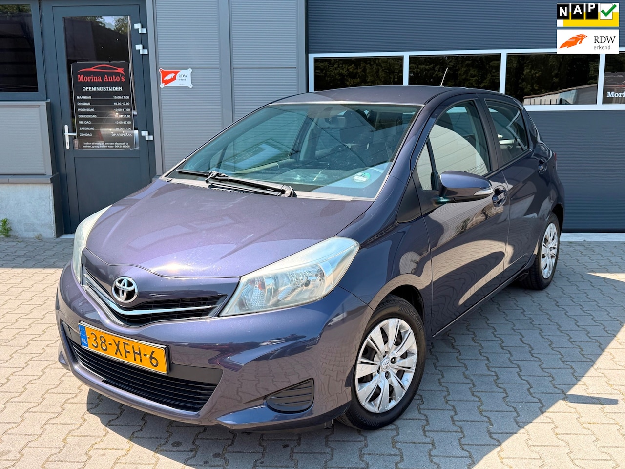 Toyota Yaris - 1.3 VVT-i Aspiration 1.3 VVT-i Aspiration - AutoWereld.nl