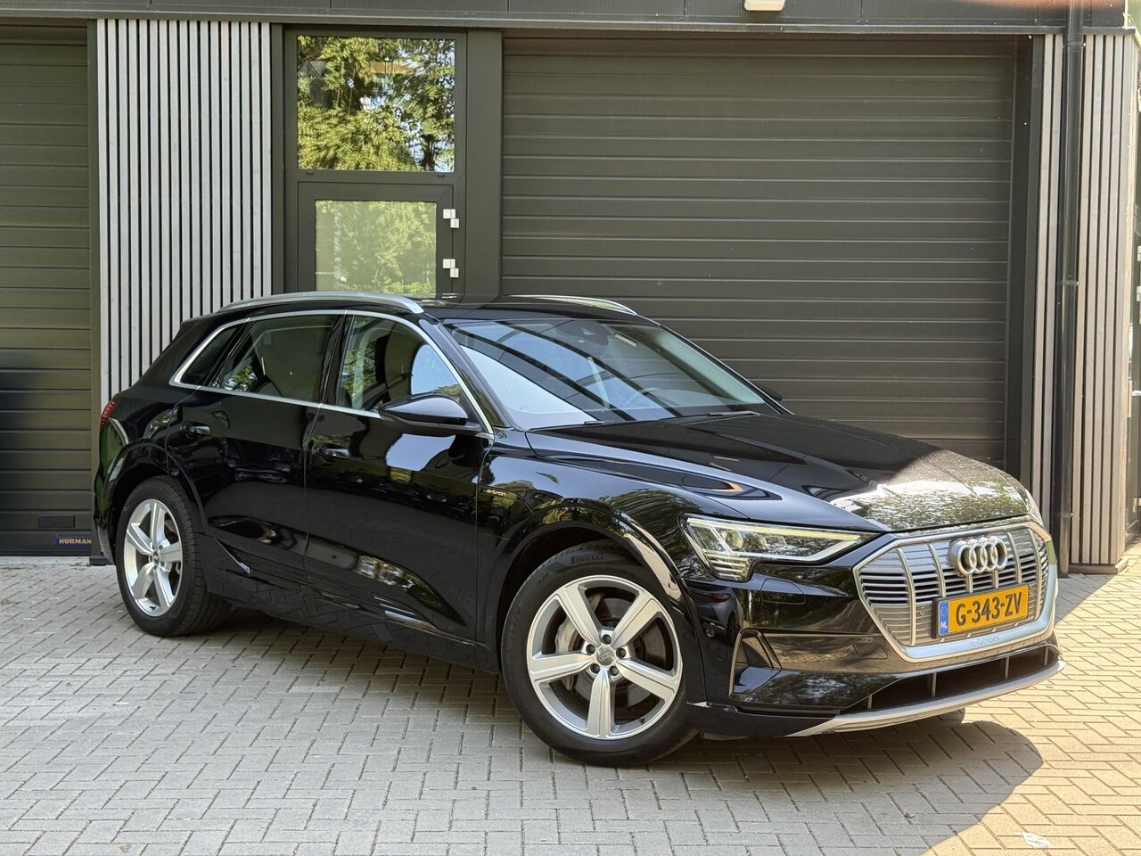 Audi e-tron - e-tron 50 quattro Launch edition plus e-tron 50 quattro Launch edition plus 71 kWh - AutoWereld.nl