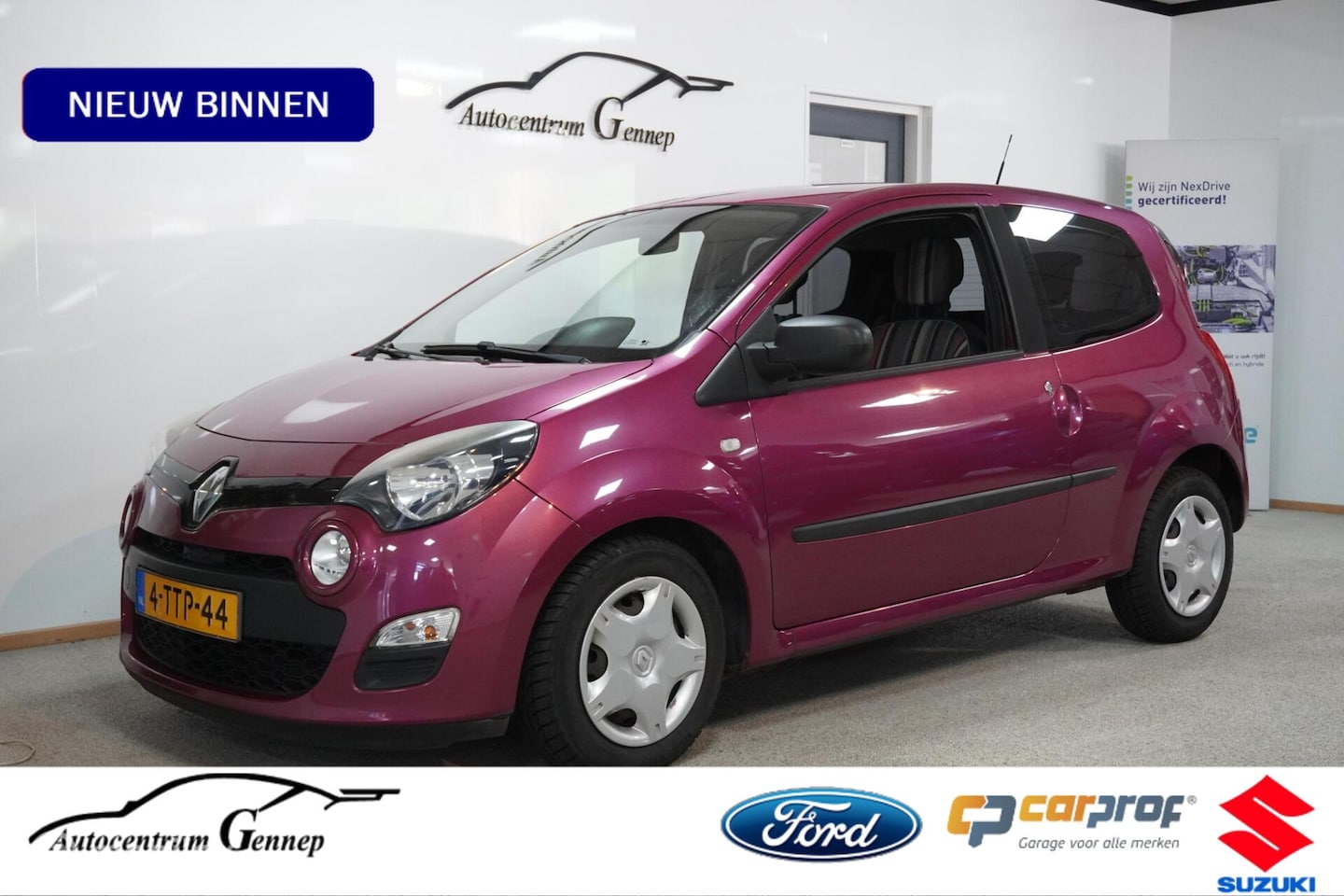 Renault Twingo - 1.2 16V Parisienne 1.2 16V Parisienne - AutoWereld.nl