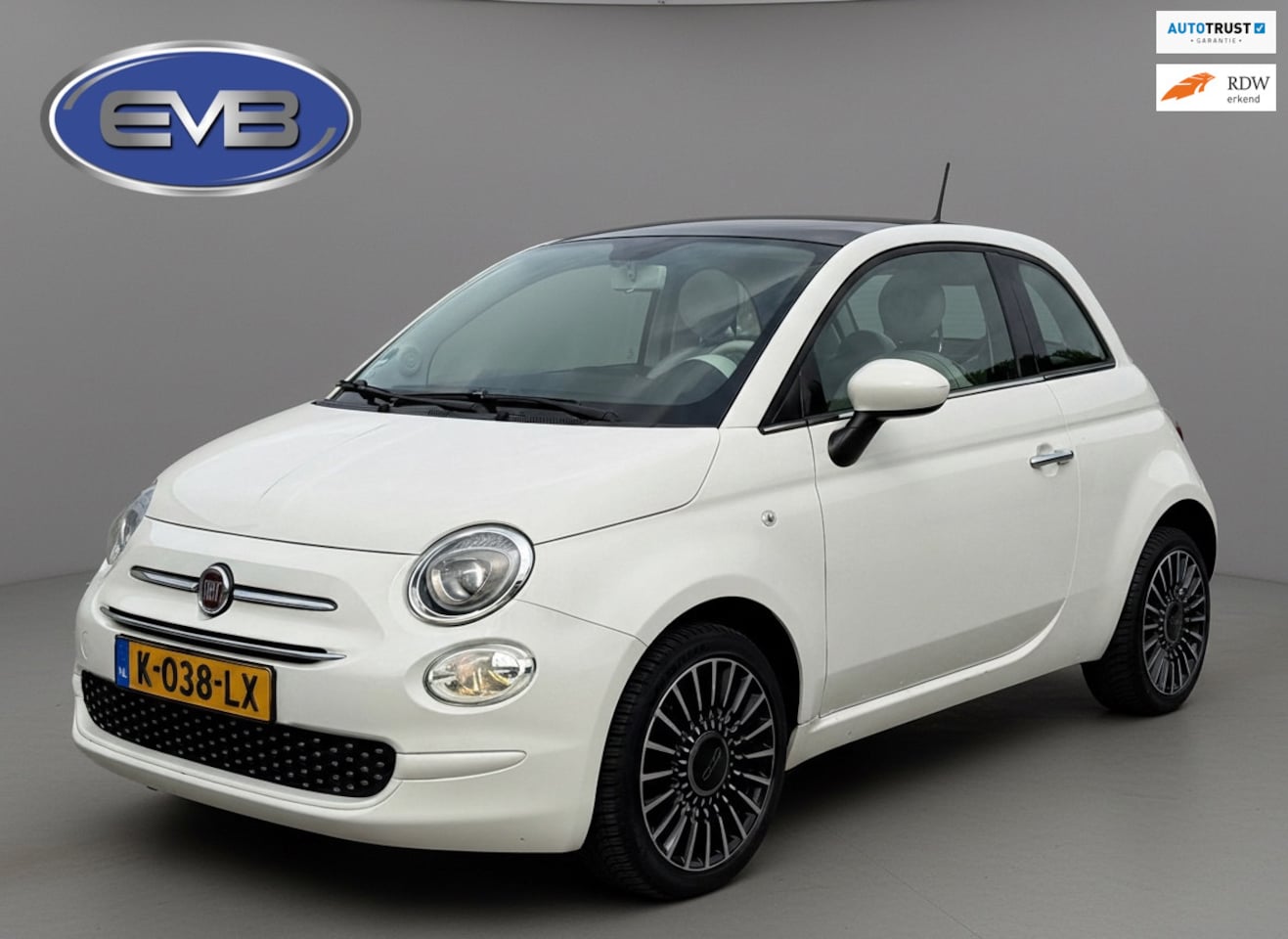 Fiat 500 - 1.2 4 cilinder Lounge , panoramadak, 16 inch lmv, climaat controle, nieuwe distributieriem - AutoWereld.nl