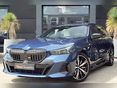 BMW 5-serie Touring - 530e xDrive M Sport High Executive 300pk HarmanKardon/Trekhaak/Camera