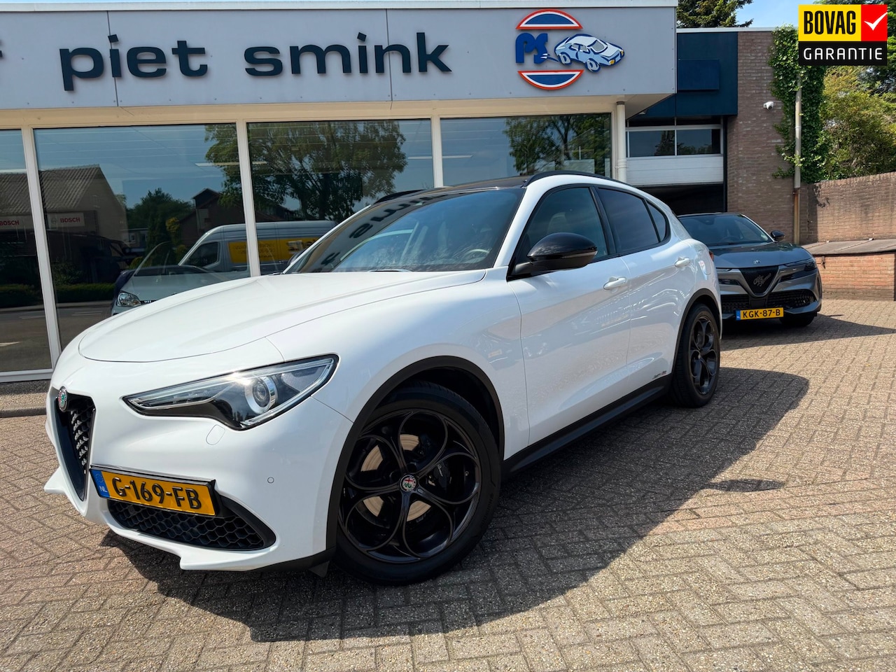Alfa Romeo Stelvio - 2.0 T AWD Veloce 2.0 T AWD Veloce - AutoWereld.nl