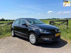 Volkswagen Polo - 1.2 TSI BlueMotion Comfortline, Lage KM Stand NAP