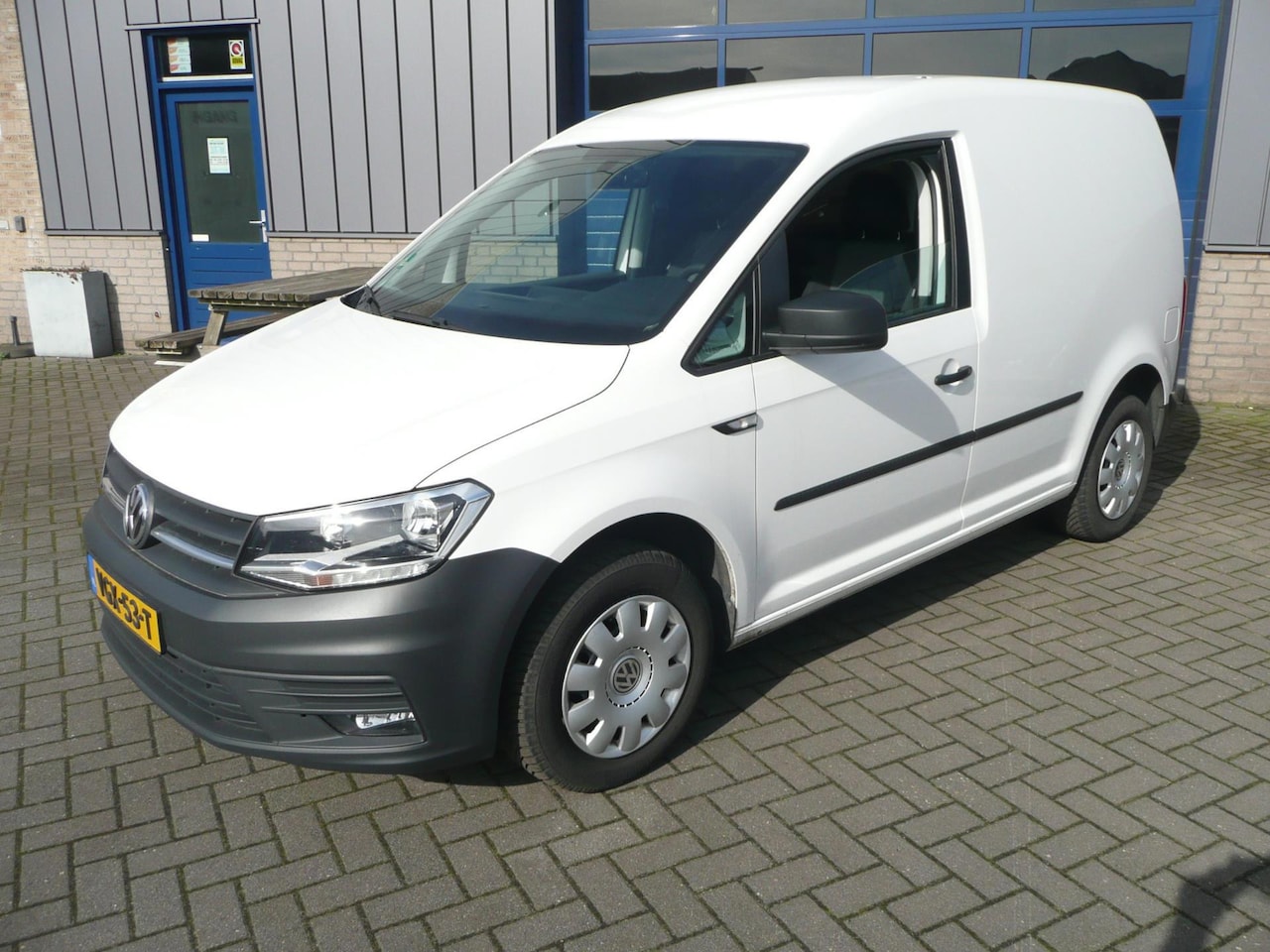 Volkswagen Caddy - 2.0 TDI L1H1 Highline 102pk euro 6 (veel opties) - AutoWereld.nl