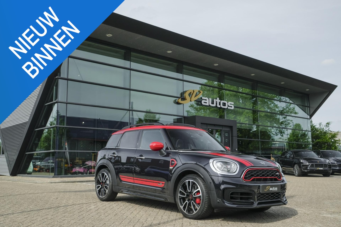 MINI Countryman - 2.0 John Cooper Works 306pk ALL4 JCW Panoramadak Harman/Kardon Camera DAB NLauto NAP - AutoWereld.nl