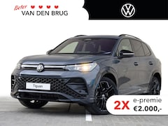 Volkswagen Tiguan - R-Line Edition 1.5 eHybrid 204 PK | Navigatie | Trekhaak | Harman Kardon | Black style |