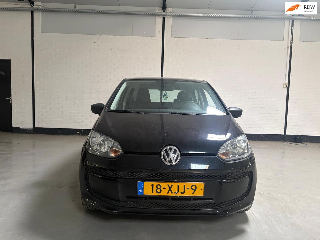 Volkswagen Up! - 1.0 take up! HANDEL OF EXPORT - AutoWereld.nl