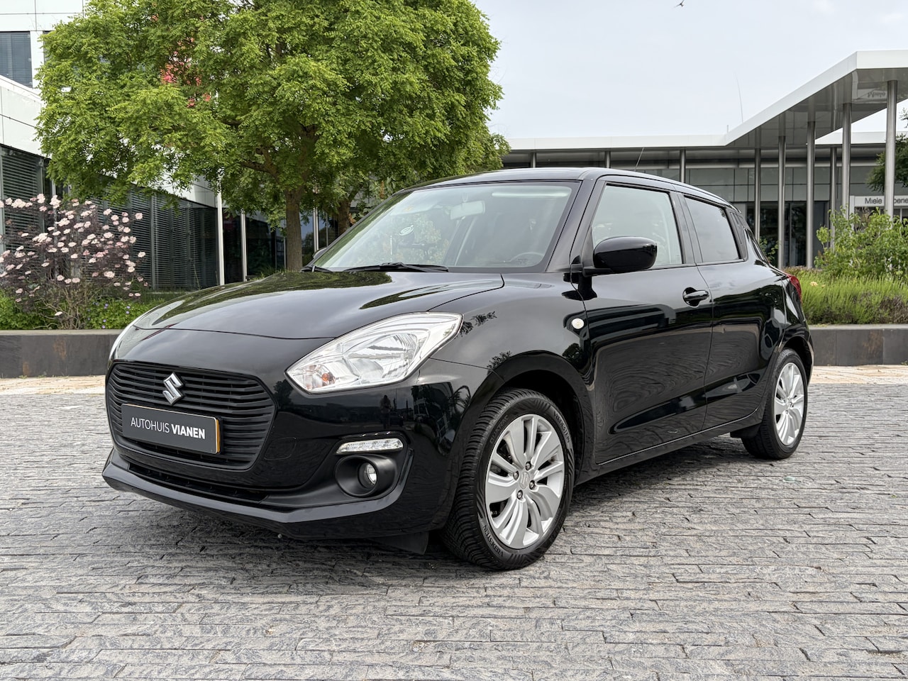 Suzuki Swift - 1.2 Select / Autmaat / Trekhaak / Camara / - AutoWereld.nl