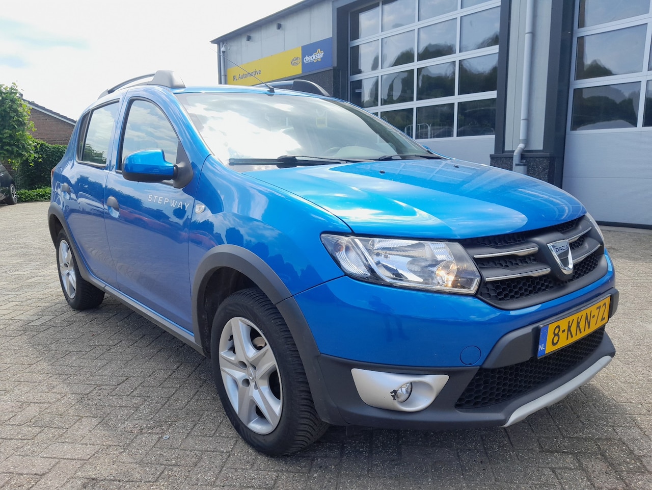 Dacia Sandero Stepway - 0.9 TCe Lauréate - Navigatie - Airco - AutoWereld.nl