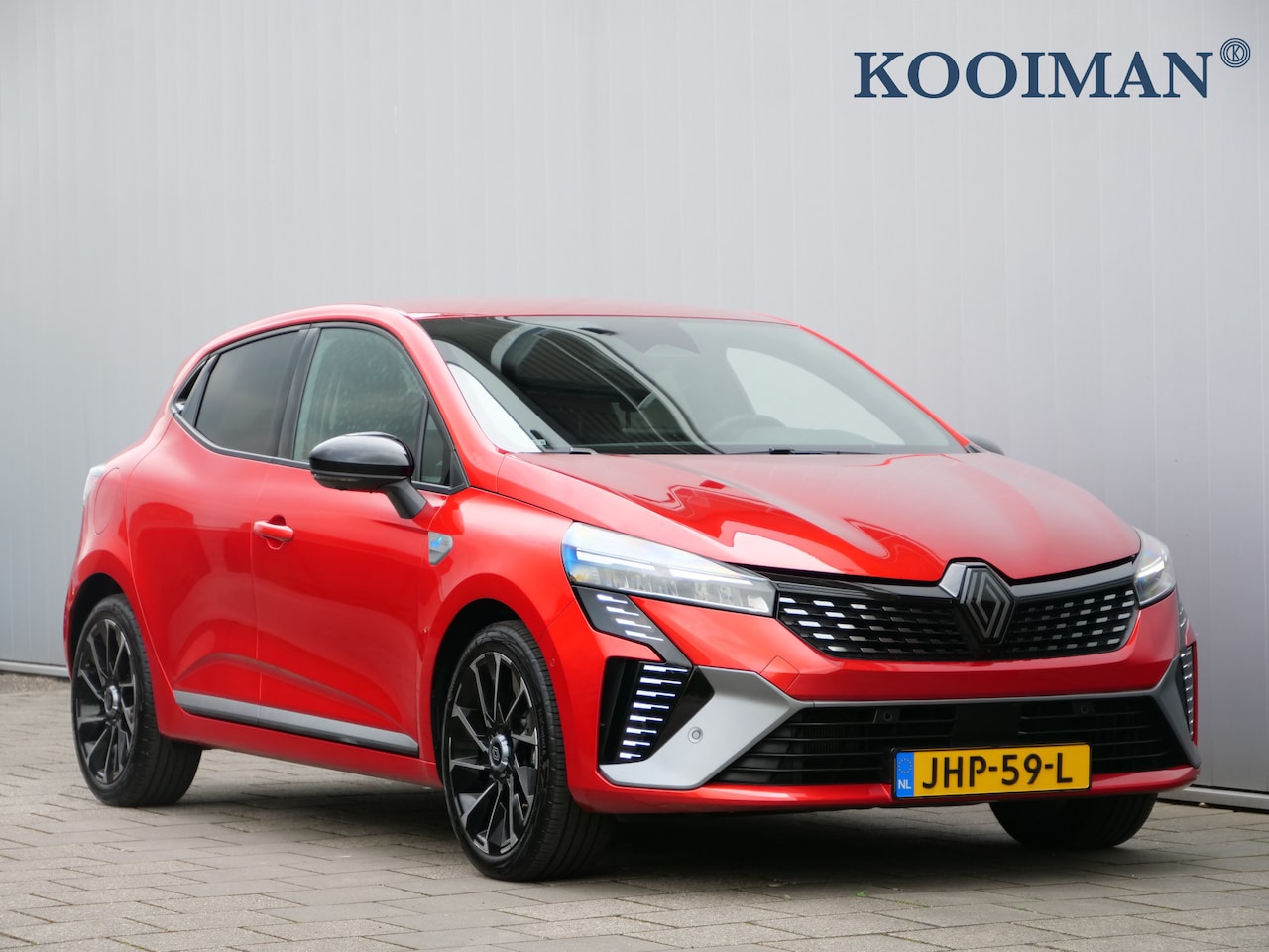 Renault Clio - 1.6 E-Tech Full Hybrid 145 esprit Alpine Automaat Navigatie / LED / 17 Inch / Apple Carpla - AutoWereld.nl