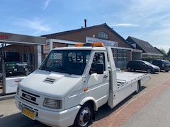 Iveco Daily - 35.12S-330 Oprijwagen