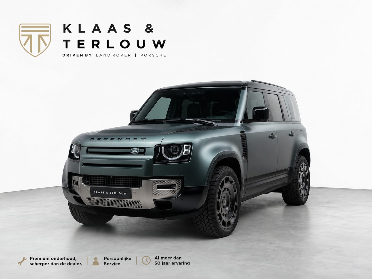 Land Rover Defender 110 - P300e 110 X-Dynamic SE | HNP € 124.424,- | 6-Zits | Elec Trekhaak | Mat Groene wrap | Octa - AutoWereld.nl