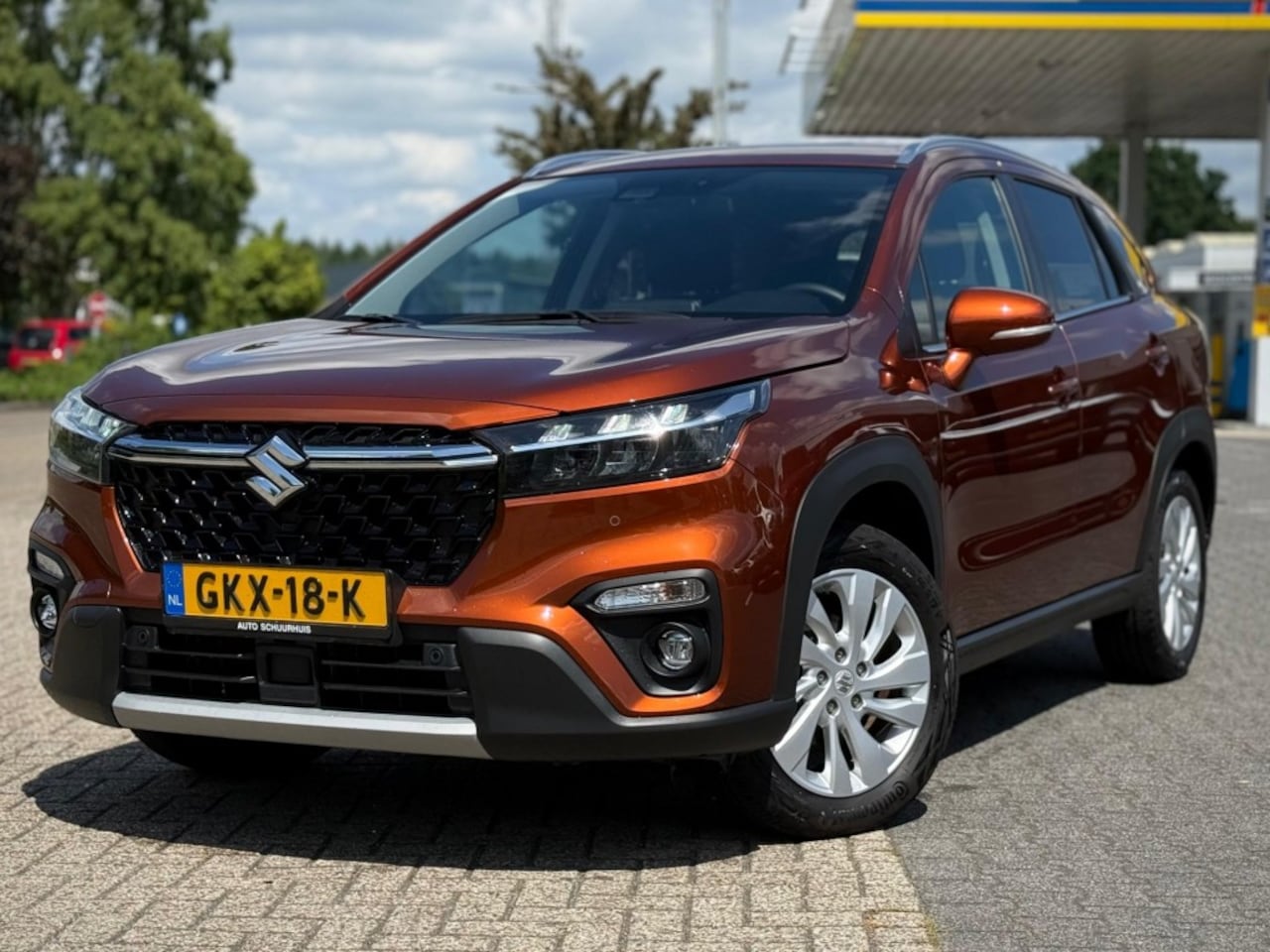Suzuki S-Cross - 1.5 HYBRID SELECT A/T CARPLAY CAMERA NAVI ADD. CRUISE - AutoWereld.nl