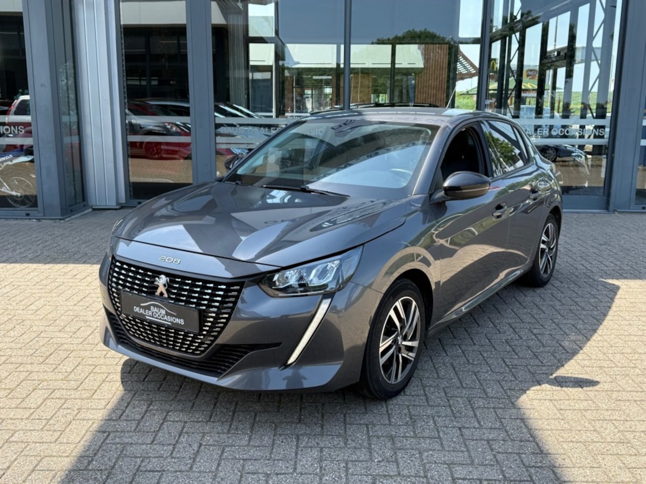 Peugeot 208 - 1.2 PT 100PK ALLURE NAVI CARPLAY PDC STOELVW LMV - AutoWereld.nl