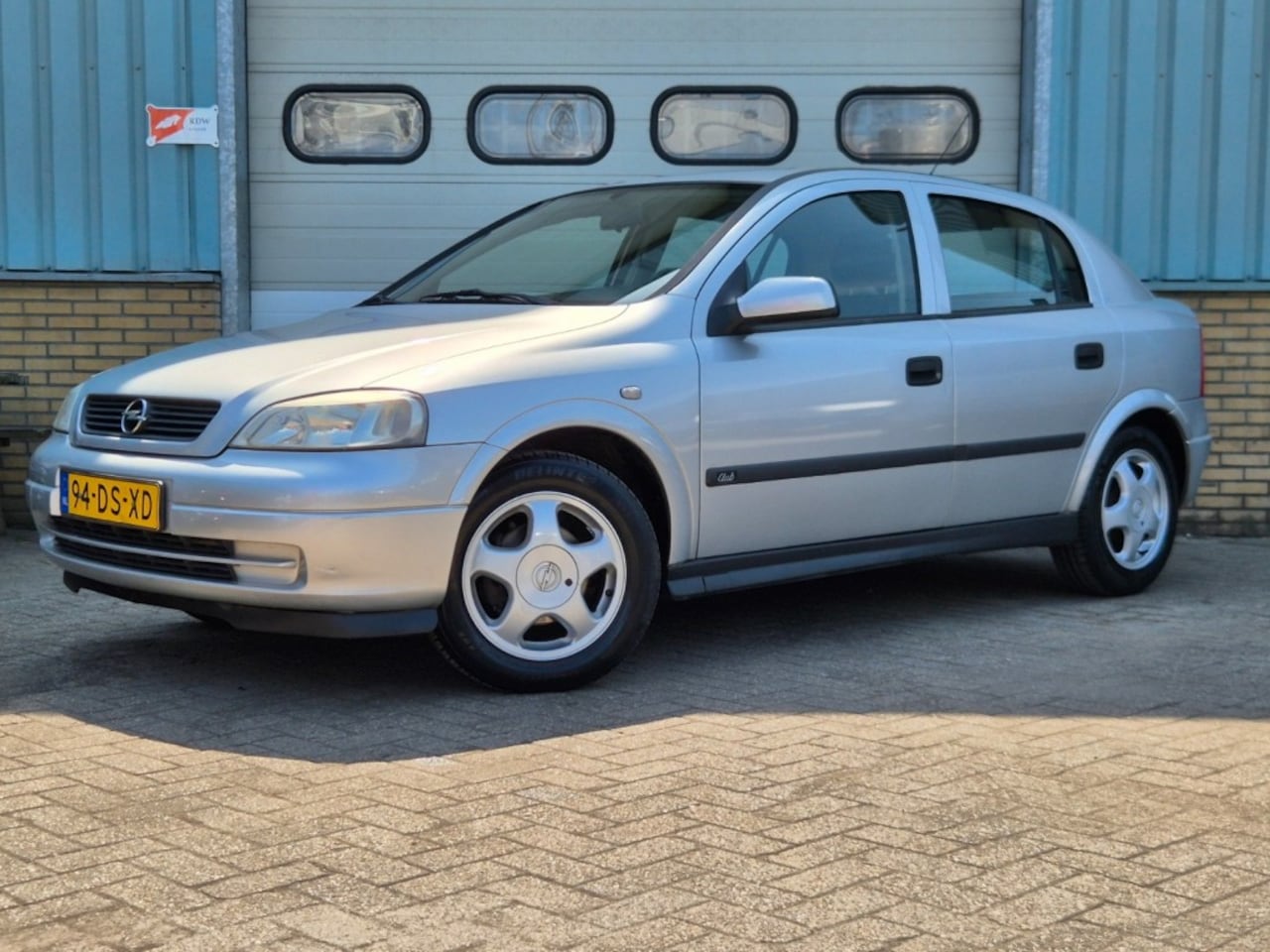 Opel Astra - 1.6 Club 1.6 CLUB - AutoWereld.nl