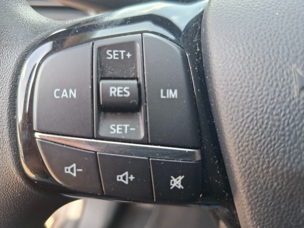 Ford Fiesta - 1.1 Trend RADIO-DAB/CLIMATE/CRUISE/NAVI/PDC/LMV