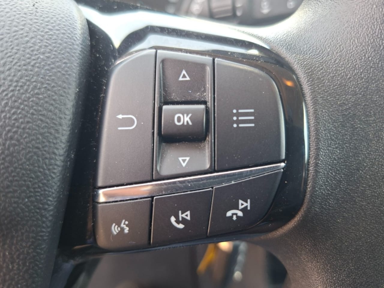 Ford Fiesta - 1.1 Trend RADIO-DAB/CLIMATE/CRUISE/NAVI/PDC/LMV