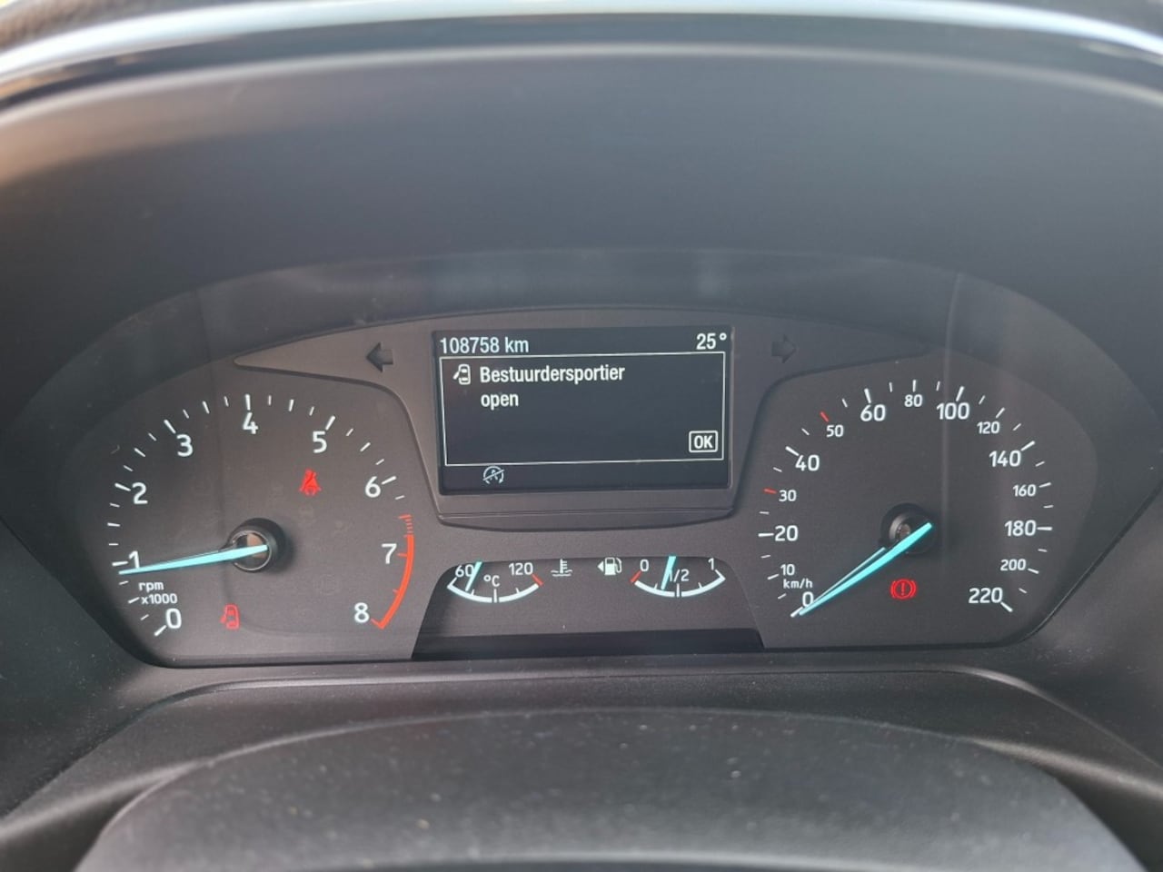 Ford Fiesta - 1.1 Trend RADIO-DAB/CLIMATE/CRUISE/NAVI/PDC/LMV