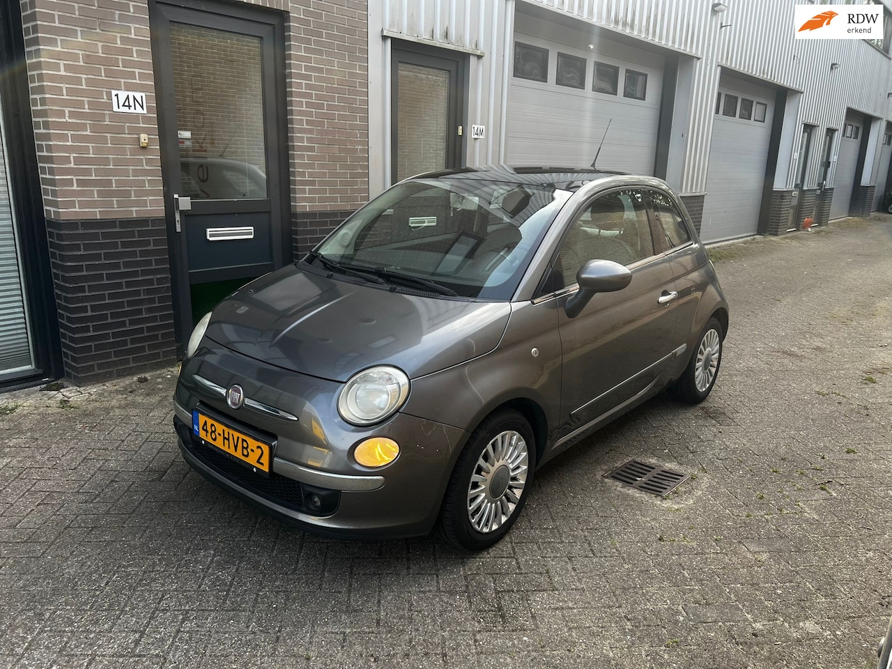 Fiat 500 - 1.2 Lounge! PANO! AUTOMAAT! AIRCO! 98 DKM NAP! - AutoWereld.nl