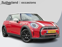 MINI 3-Deurs - 1.5 Cooper Camden Edition 136pk Automaat | PDC | Navi | Cruise Control | Climate Control |