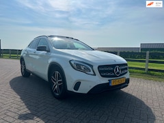 Mercedes-Benz GLA-Klasse - 200 d Premium Plus AMG Sport Full Option Euro6 360 Camera
