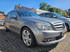 Mercedes-Benz C-klasse Estate - 180 K BlueEFFICIENCY Business Edition Avantgarde
