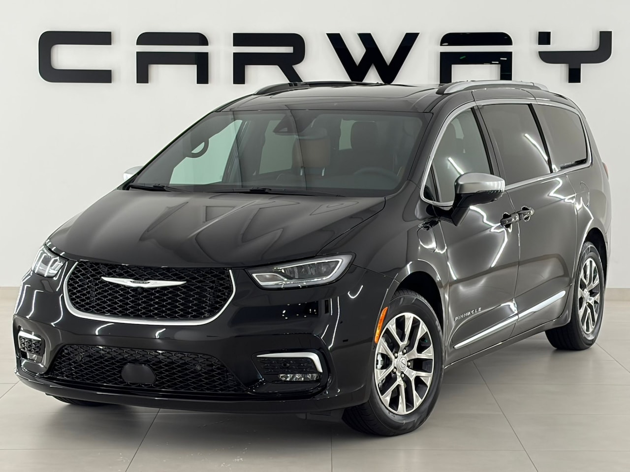 Chrysler Voyager - Pacifica 3.6 V6 Hybride Pinnacle Nieuw - AutoWereld.nl