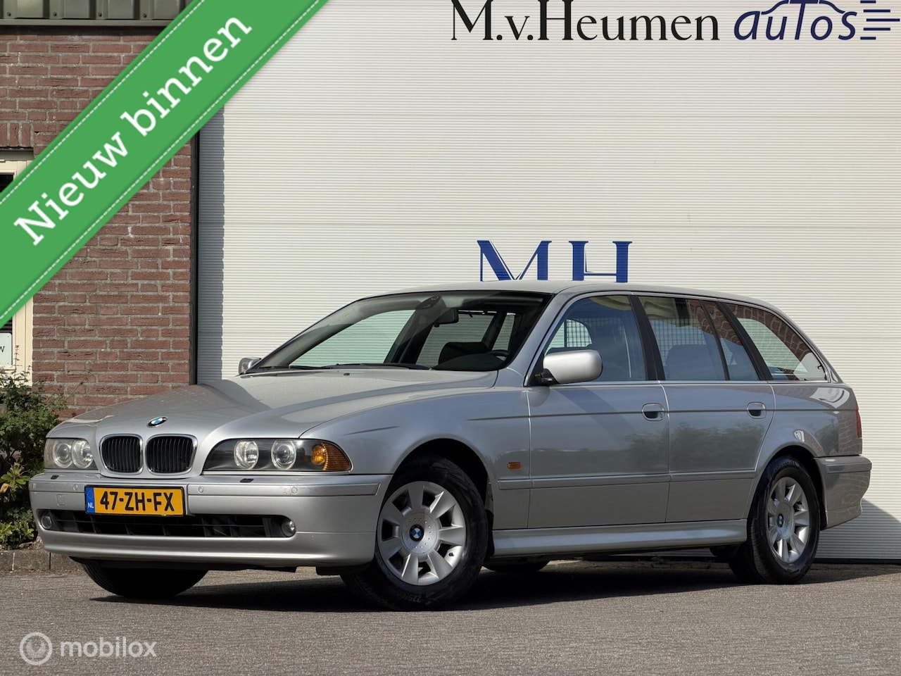 BMW 5-serie Touring - 525i Xenon Climate Cruise Trekhaak - AutoWereld.nl