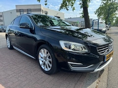 Volvo S60 - 1.6 T3 Summum Airco/ECC, Zwart Leder, Schuif/Kanteldak