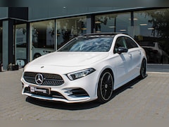 Mercedes-Benz A-klasse - 180 d Business Solution AMG PANO NAVI LED CAMERA