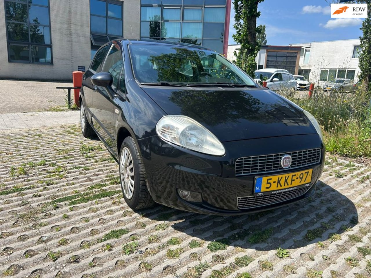 Fiat Punto Evo - 1.2 Dynamic Bj.2010 Kmst.204007 met APK tot 05-12-2026 - AutoWereld.nl