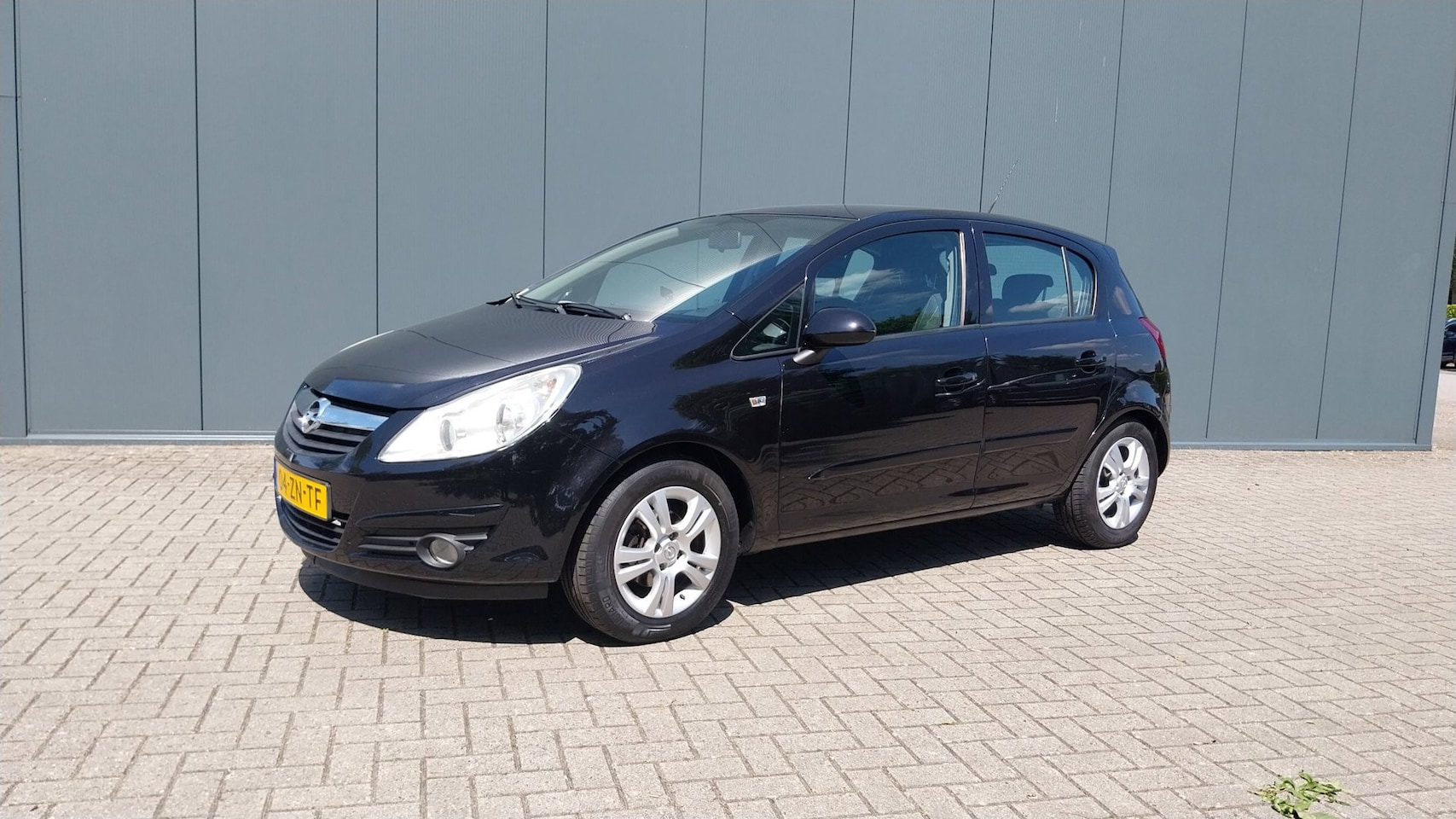 Opel Corsa - 1.4-16V Enjoy 1.4-16V Enjoy - AutoWereld.nl