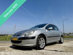 Peugeot 307 - 1.6-16V Gentry, BJ 2002, Airco, APK April 2027