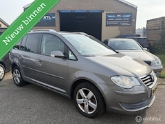 Volkswagen Touran - UNIEK UNITED 1.4 TSI LUX VOLL 7Pers