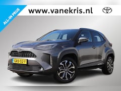 Toyota Yaris Cross - 1.5 Hybrid 130 First Edition Limited, BSM, Parkeersensoren, Stuur en Stoelverwarming