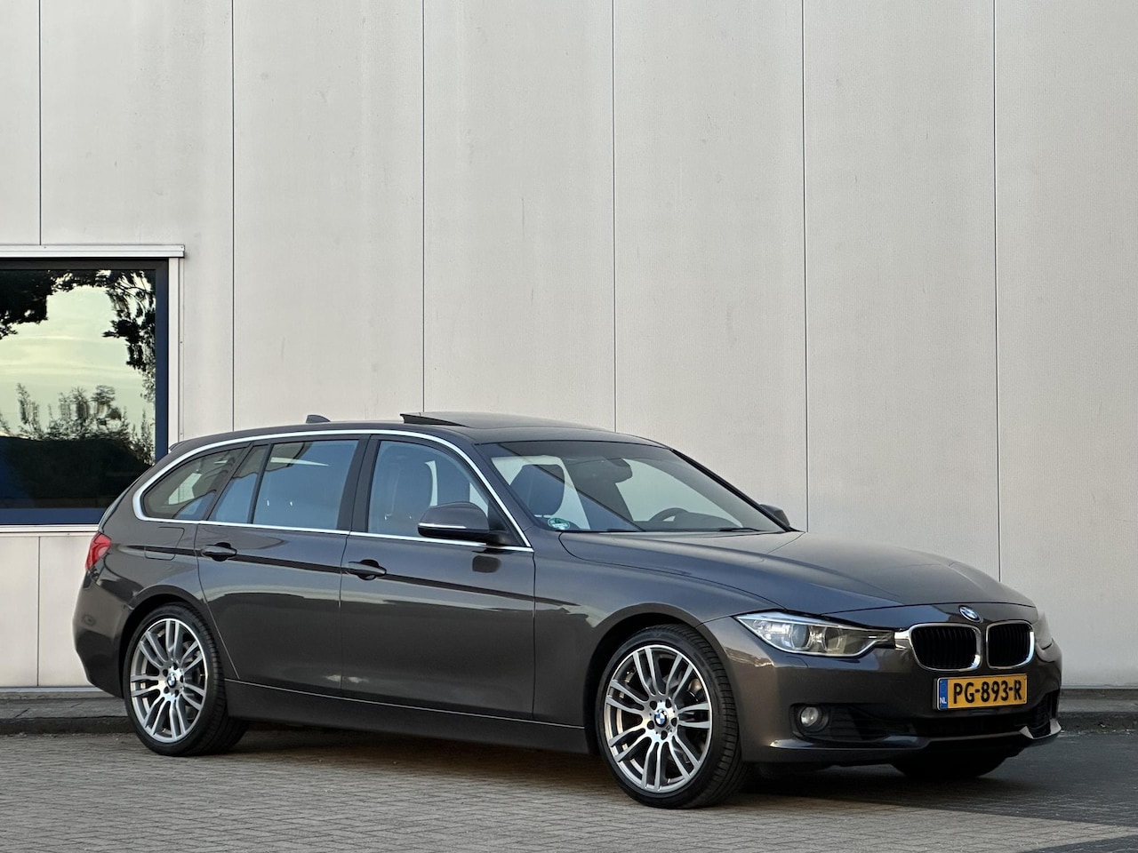 BMW 3-serie Touring - 330d High Executive l Topconditie l - AutoWereld.nl