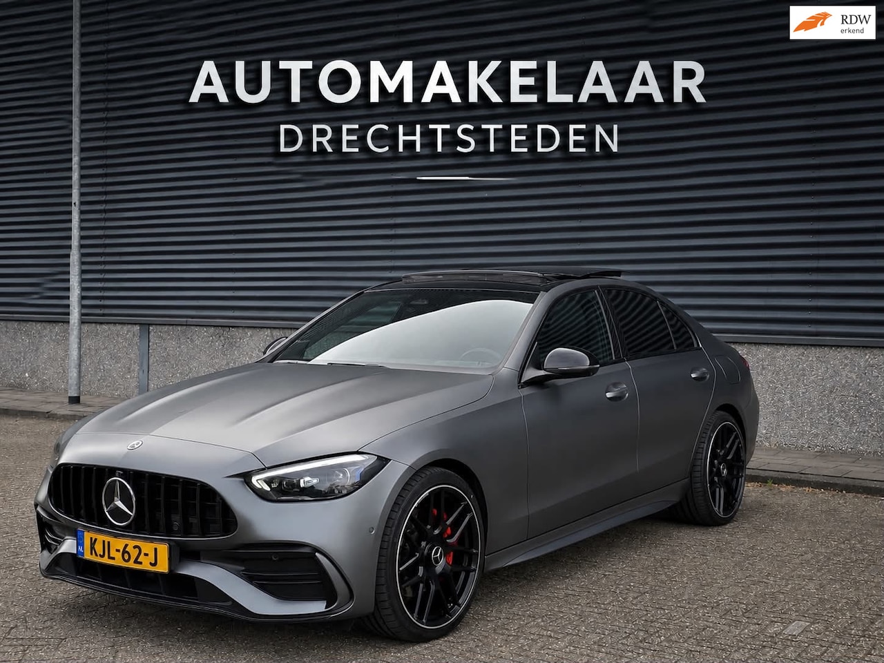 Mercedes-Benz C-klasse - 300 e AMG Line C63 Magno Mat/ Pano/360*/Memory/Leder/Headup/Full - AutoWereld.nl