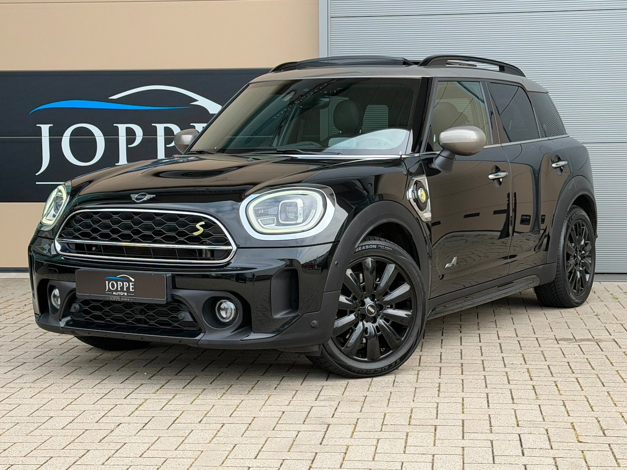 MINI Countryman - Mini 1.5 Cooper S E ALL4 MINI Yours |Pano|Leder|Headup|ACC|Cam - AutoWereld.nl