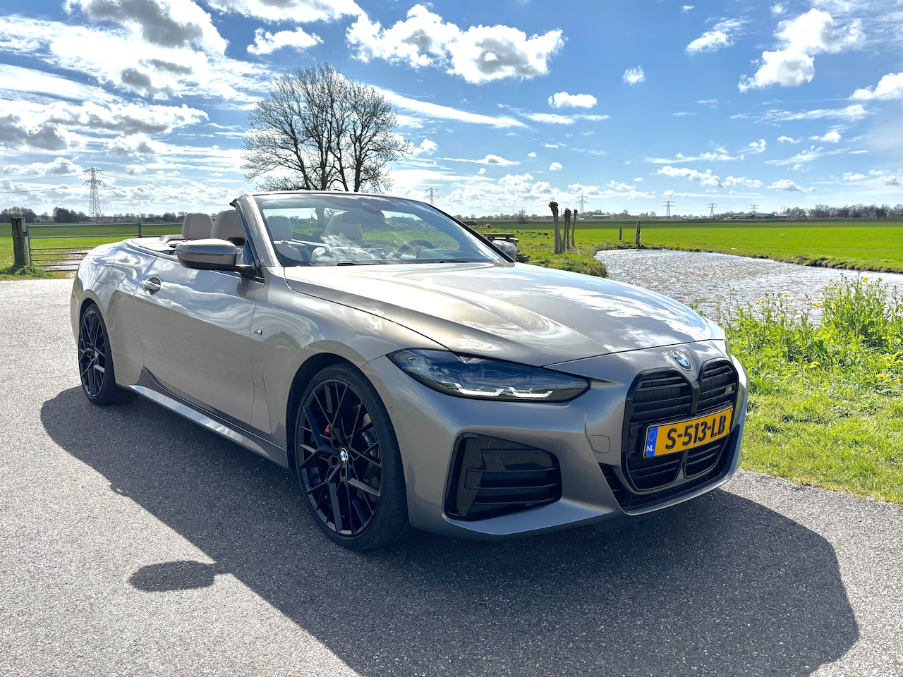 BMW 4-serie Cabrio - M440i High Executive individual Oxid Grey - AutoWereld.nl