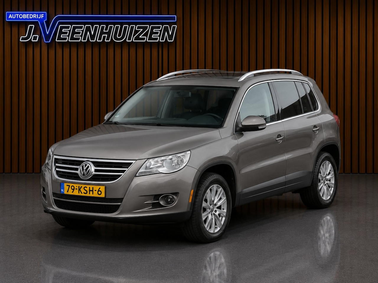 Volkswagen Tiguan - 2.0 TSI Sport&Style | ✅4-Motion | ⭐Panoramadak - AutoWereld.nl